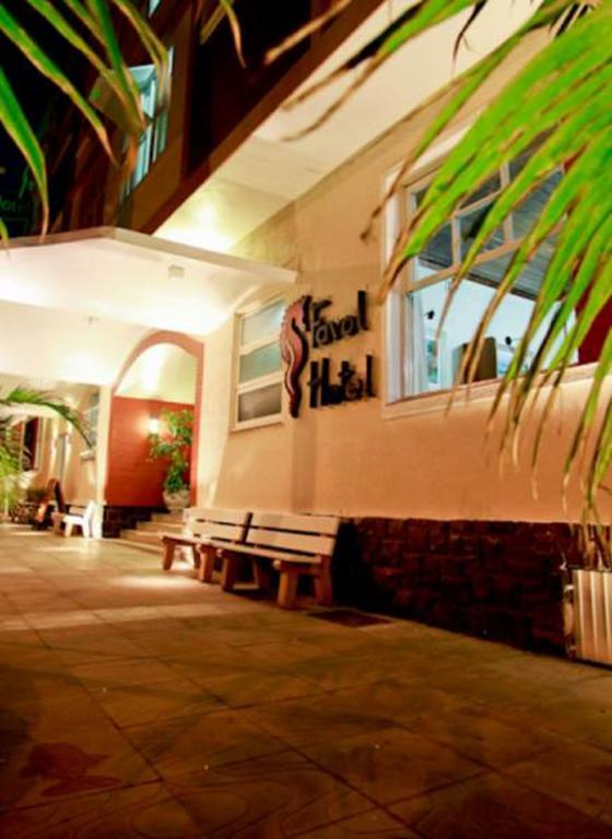 Farol Hotel Torres Exterior photo